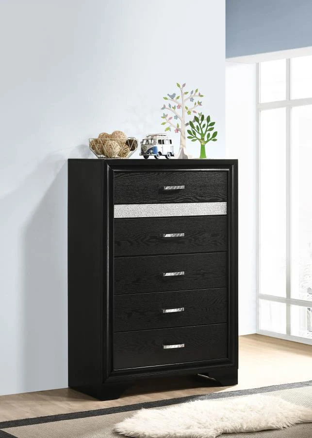 Miranda Bedroom Set photo 3