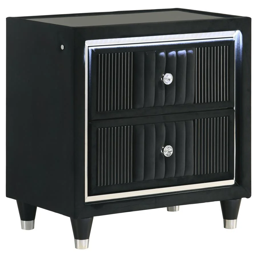 Ravenne Bedroom Set photo 4