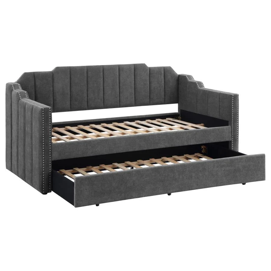 Kingston Upholstered Twin Daybed with Trundle photo 2
