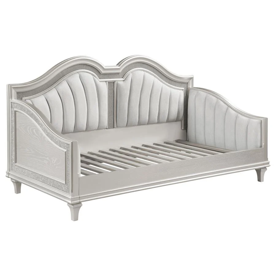 Evangeline Upholstered Twin Daybed Silver Oak/ Ivory