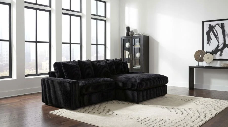 Blaine Upholstered Sectional photo 6
