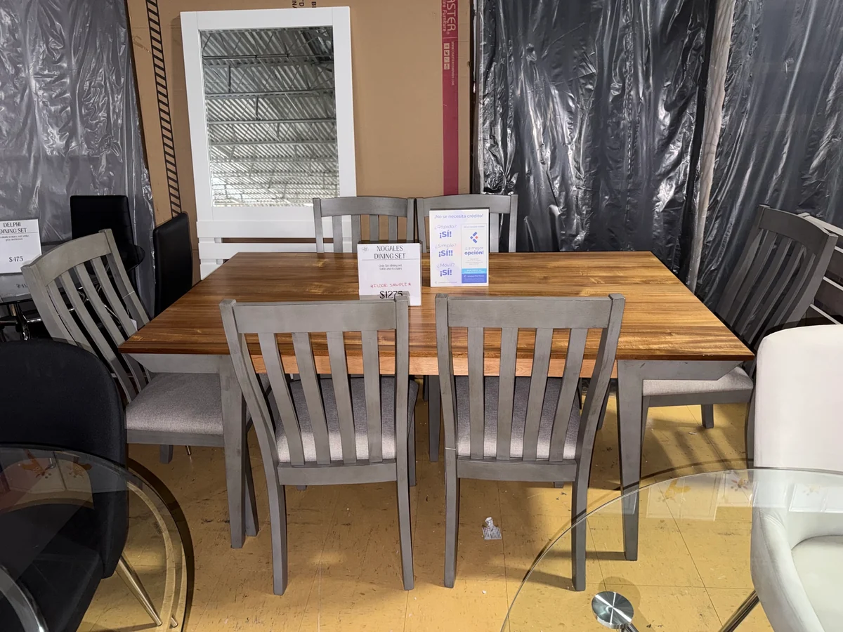 Nogales Dining Set photo 3