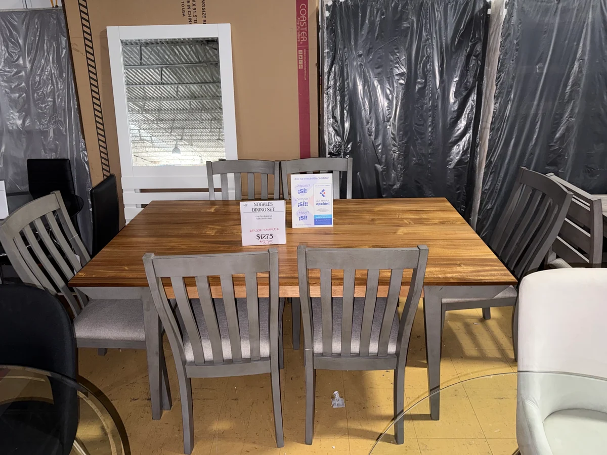 Nogales Dining Set photo 2