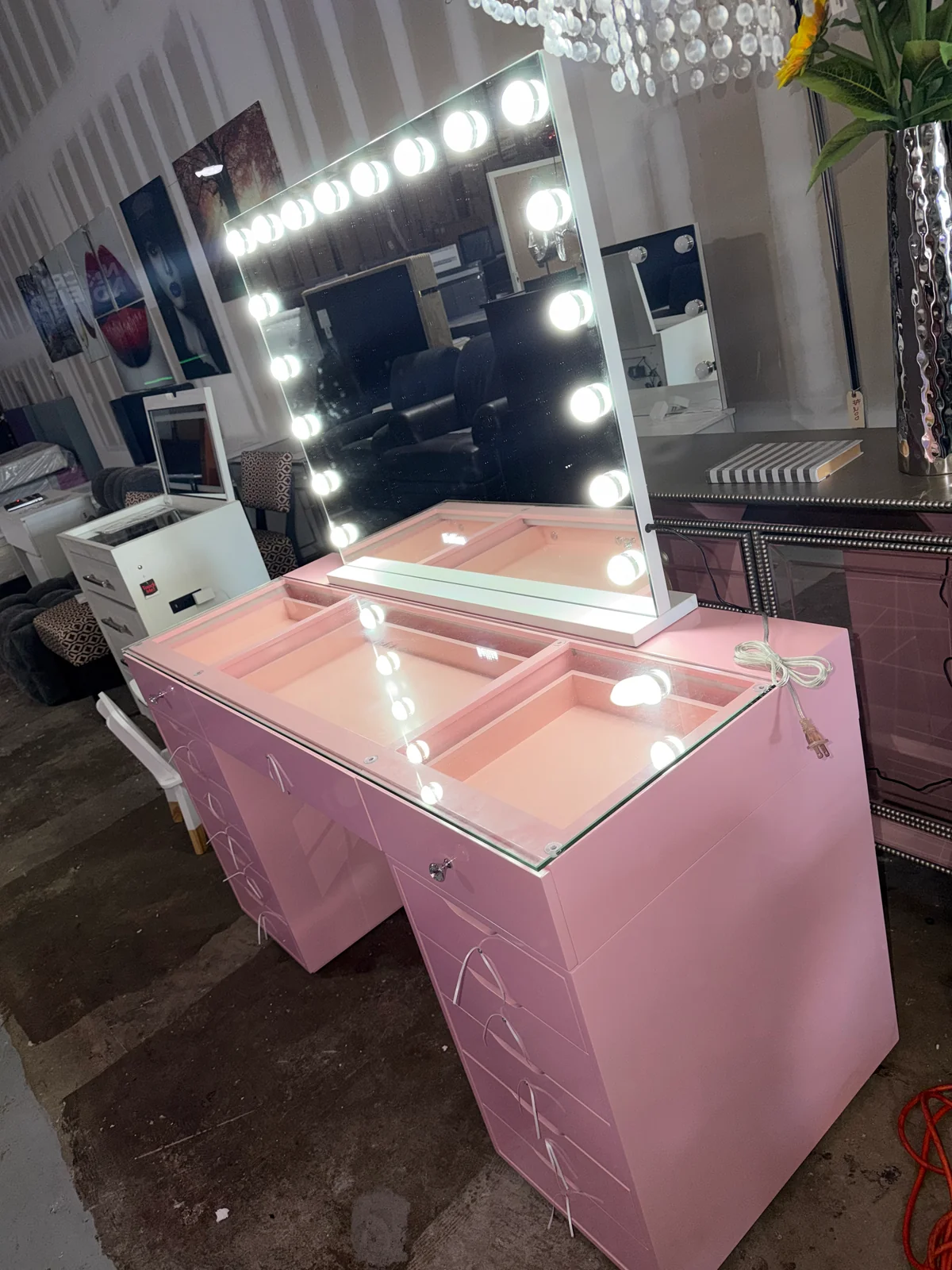 Pink Vanity photo 5