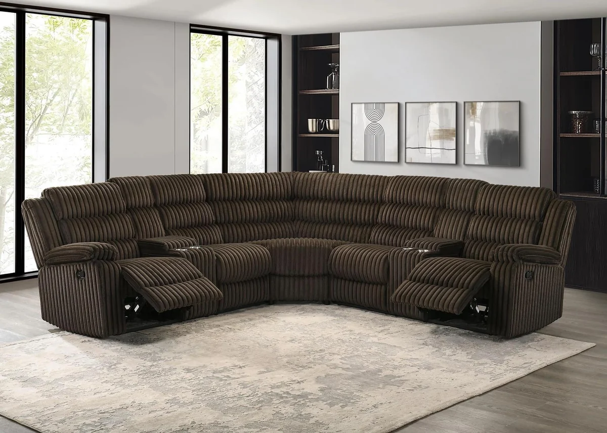 Nexus Sectional photo 2