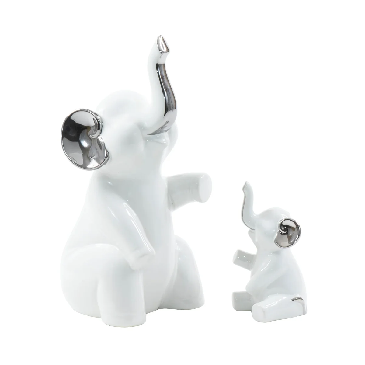 Elephant Family Sculpture photo 3