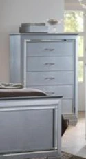 Lilian Bedroom Set photo 3