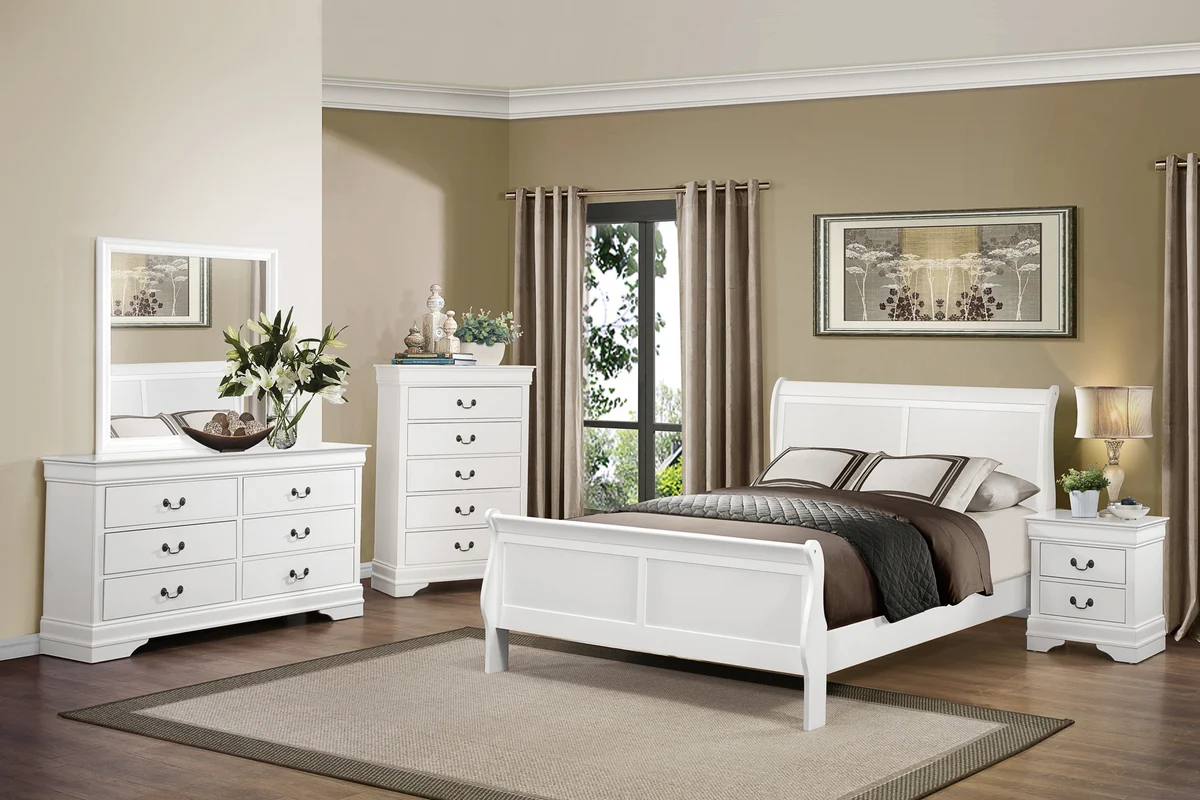 Mayville Bedroom photo 3