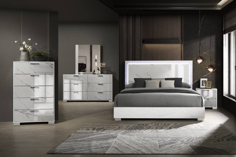Bella Bedroom Set Queen 4pc Set