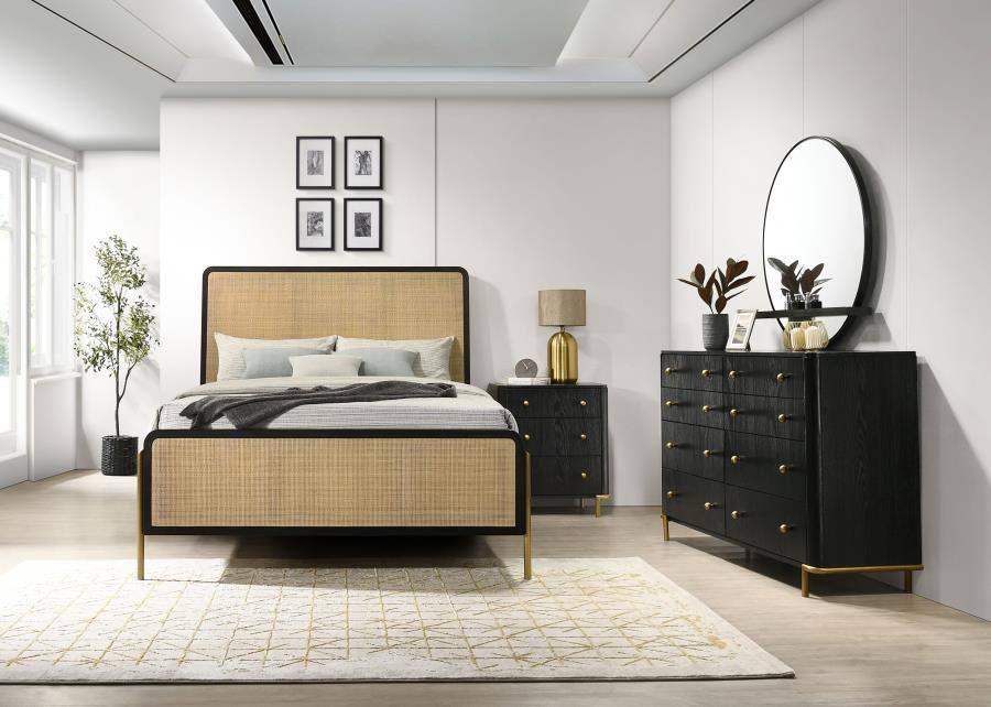 Arini Bedroom Set photo 1